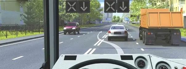 Билет №15, вопрос №5: Разрешен ли Вам такой маневр при выключенных реверсивных светофорах?