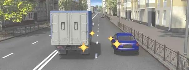 Билет №6, вопрос №8: Кто должен уступить дорогу при взаимном перестроении?