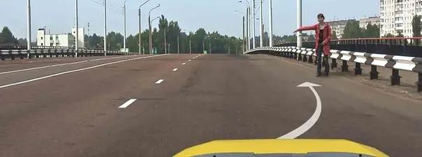 Билет №13, вопрос №12: Разрешено ли Вам остановиться на мосту для посадки пассажира?