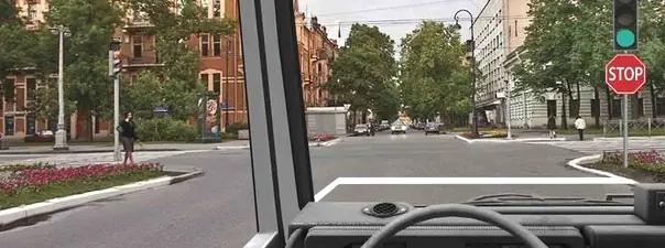 Билет №3, вопрос №13: При движении прямо Вы: