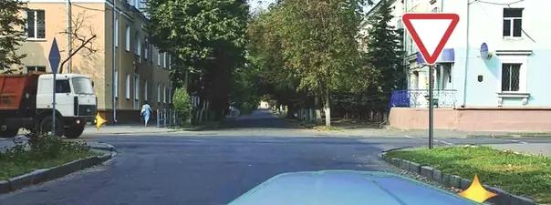 Билет №38, вопрос №15: Вы намерены повернуть направо. Можете ли Вы приступить к повороту?