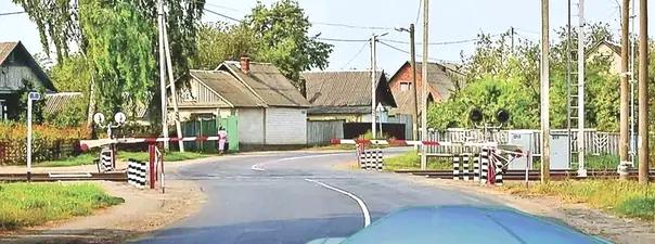 Билет №24, вопрос №16: В данной ситуации Вы должны остановиться: