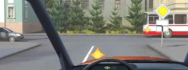 Билет №9, вопрос №15: Кому Вы обязаны уступить дорогу при повороте налево?