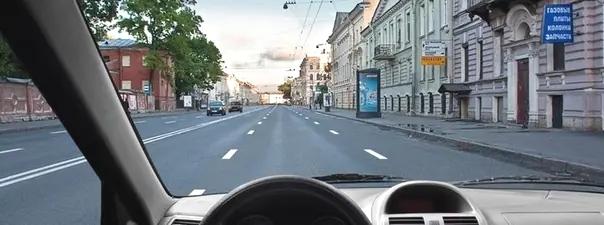 Билет №30, вопрос №10: В данной ситуации Вам разрешается движение: