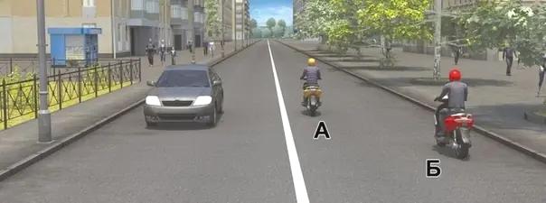 Билет №34, вопрос №10: Кто из водителей мопедов занял правильное положение на полосе движения?