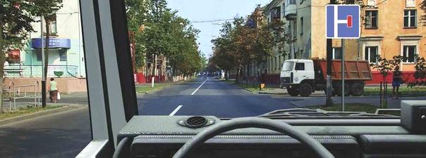 Билет №8, вопрос №4: Можно ли Вам повернуть направо на этом перекрестке?