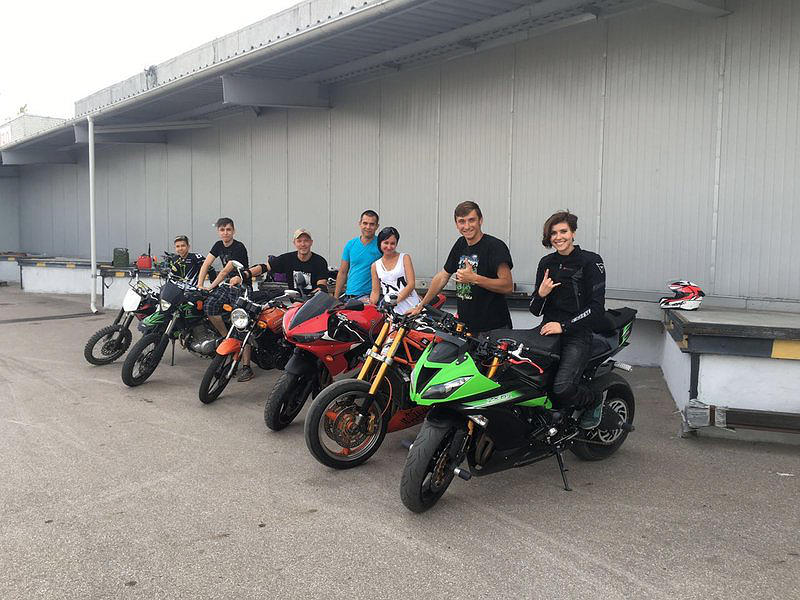 Мотошкола Дениса Грачева